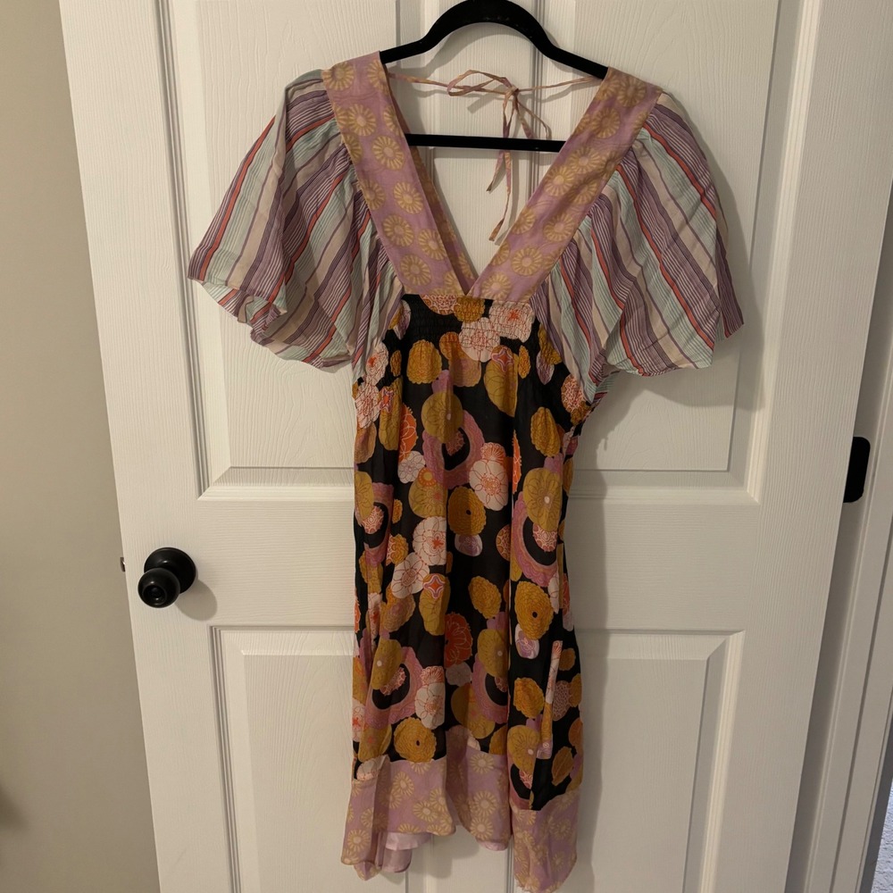 Hanna G Silk Blend Patchwork Floral Flutter Sleeve Mini Dress Medium Mixed Print